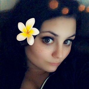 Meet your Posher, Alexa